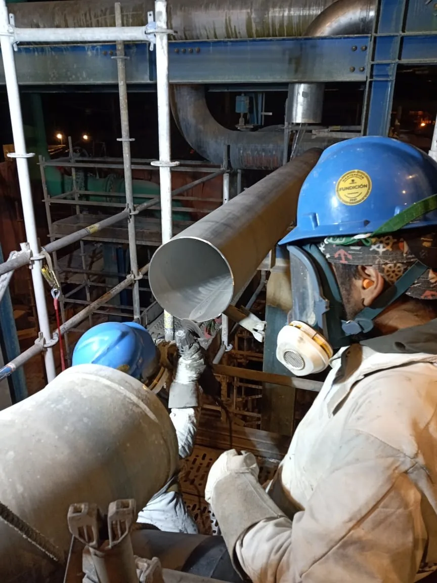 Trabajo en piping de FRP